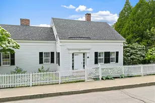 158 Russell Ave, Rockport, ME 04856 - Photo 3