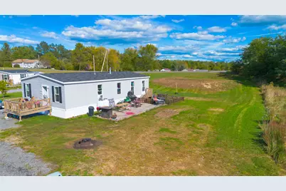 7 Edward Court, Fairfield, ME 04937 - Photo 5