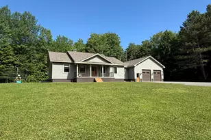 325 Bangor St, Houlton, ME 04730 - Photo 5