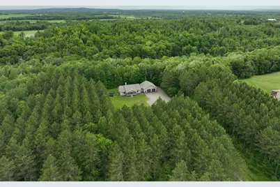 325 Bangor Street, Houlton, ME 04730 - Photo 23