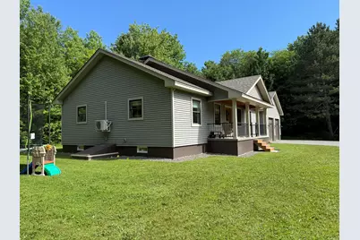 325 Bangor Street, Houlton, ME 04730 - Photo 15