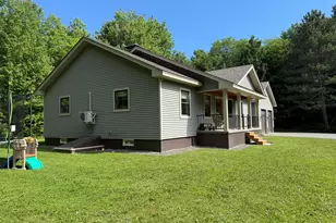 325 Bangor St, Houlton, ME 04730 - Photo 15