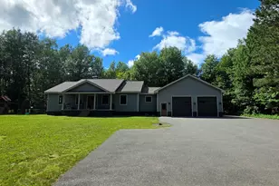 325 Bangor St, Houlton, ME 04730 - Photo 29