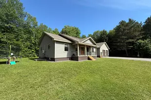 325 Bangor St, Houlton, ME 04730 - Photo 13