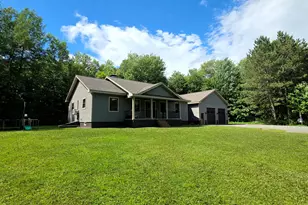 325 Bangor St, Houlton, ME 04730 - Photo 27