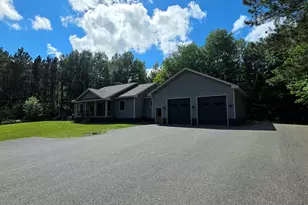 325 Bangor St, Houlton, ME 04730 - Photo 33