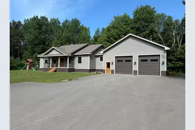 325 Bangor Street, Houlton, ME 04730 - Photo 17