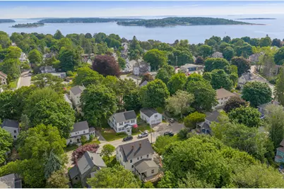 35-37 Warren Avenue, Cape Elizabeth, ME 04107 - Photo 9