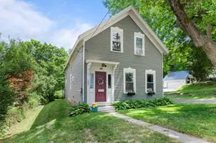 192 Brunswick Ave, Gardiner, ME 04345 - Photo 1