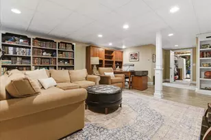 16 Eastern View Dr, Turner, ME 04282 - Photo 97
