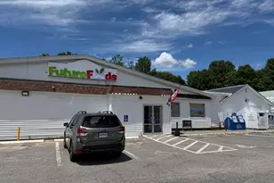 21 27 33 Depot Square, Mechanic Falls, ME 04256 - Photo 1
