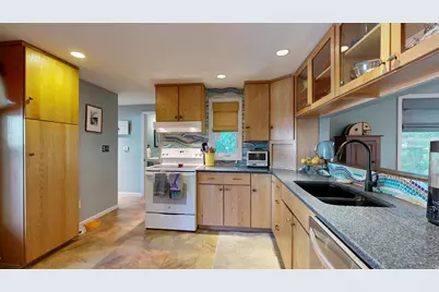 25 Delcliffe Lane, Lewiston, ME 04240 - Photo 7