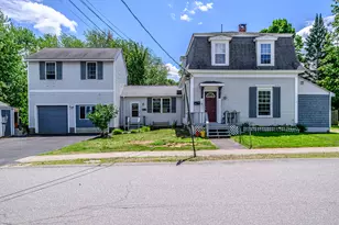 27 Bayview St, Yarmouth, ME 04096 - Photo 1