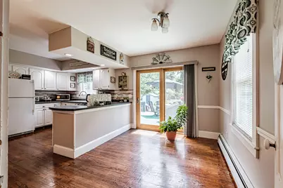 27 Bayview Street, Yarmouth, ME 04096 - Photo 7