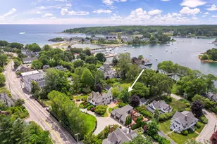 425 York St, York, ME 03909 - Photo 3