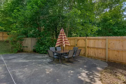 126 Sunderland Drive, Auburn, ME 04210 - Photo 9
