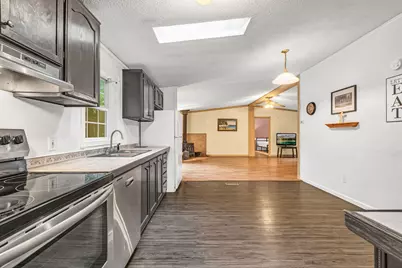 135 Ridgewood Drive, Warren, ME 04864 - Photo 13
