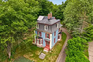 27 Highland Ave, South Berwick, ME 03908 - Photo 3