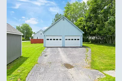 33 Cottage Street, Fairfield, ME 04901 - Photo 25
