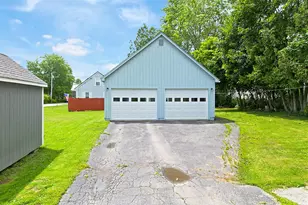 33 Cottage St, Fairfield, ME 04901 - Photo 25