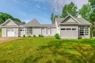 11 Ledgewood Dr, Brunswick, ME 04011 - Photo 5
