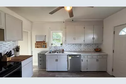 9 Hancock Street, Caribou, ME 04736 - Photo 11