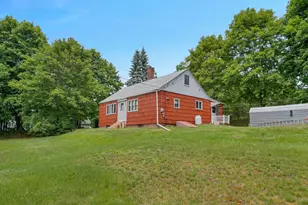 5 Nob Hill Ave, Lewiston, ME 04240 - Photo 3