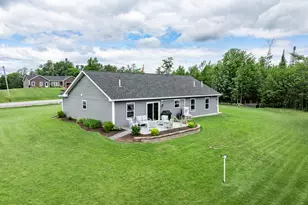 51 Knl Crst Dr, Bangor, ME 04401 - Photo 3