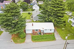 24 Cottage St, Fairfield, ME 04937 - Photo 27