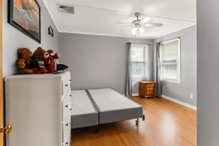 24 Cottage St, Fairfield, ME 04937 - Photo 19