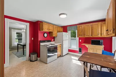 21 Beach Avenue, Long Island, ME 04050 - Photo 11