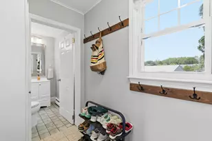 13 Hicks St, Portland, ME 04103 - Photo 17