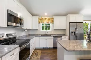 14 Sunset Ave, North Berwick, ME 03906 - Photo 9