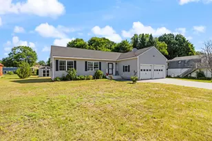14 Sunset Ave, North Berwick, ME 03906 - Photo 3