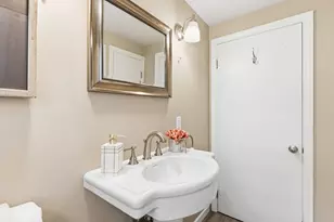 147 Pinecrest Rd, Portland, ME 04102 - Photo 17