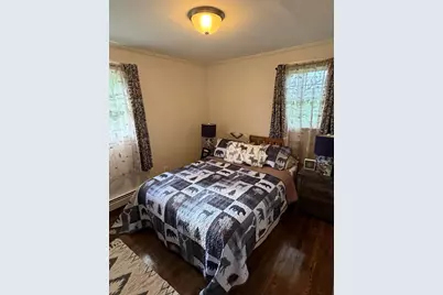 25 1/2 Elm Street, East Millinocket, ME 04430 - Photo 9