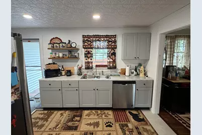 25 1/2 Elm Street, East Millinocket, ME 04430 - Photo 3