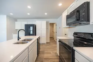 17 Streamside Dr, Auburn, ME 04210 - Photo 9