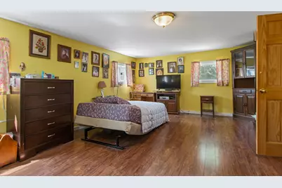 [Address not provided], South Portland, ME 04106 - Photo 37
