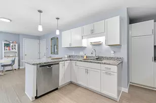 34 Mill Commons Dr, Scarborough, ME 04074 - Photo 9