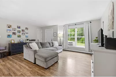 41 Daffodil Lane, Cumberland, ME 04021 - Photo 5