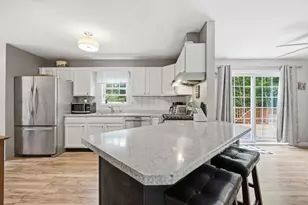 41 Daffodil Ln, Cumberland, ME 04021 - Photo 9