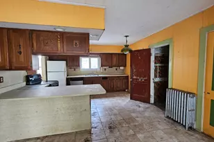 35 Bridge St, Topsham, ME 04086 - Photo 11