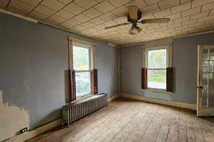 35 Bridge St, Topsham, ME 04086 - Photo 15
