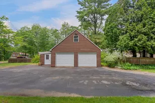 32 E Eleanor Ave, Standish, ME 04084 - Photo 9