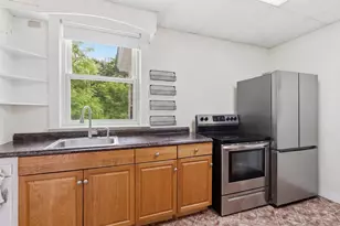 643 Main St, Lewiston, ME 04240 - Photo 13