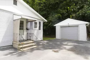 2 Dennis St, Augusta, ME 04330 - Photo 9