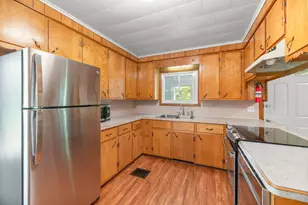 28 N Main St, Burnham, ME 04922 - Photo 11