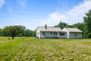 28 N Main St, Burnham, ME 04922 - Photo 39
