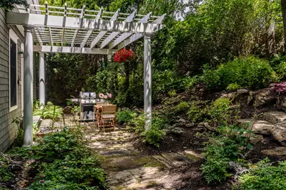 195 Beauchamp Point Road, Rockport, ME 04856 - Photo 25